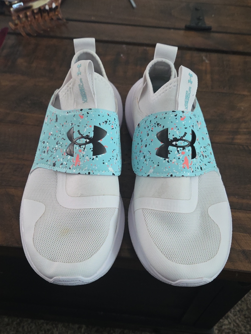 Under Armour Kids White Sneakers with Aqua Speckle Strap